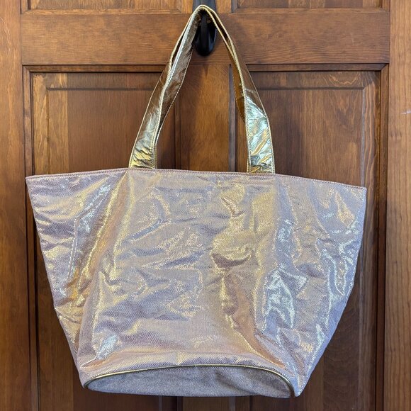 Betsey Johnson Betseyville Pink/ Gold Tote Bag with Lightning Bolt Zipper Charm - Picture 6 of 9